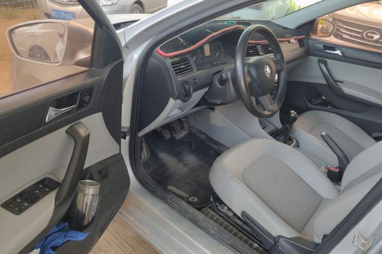 Used Skoda Rapid 2016 1.6L Manual Trend Edition Driver Seat