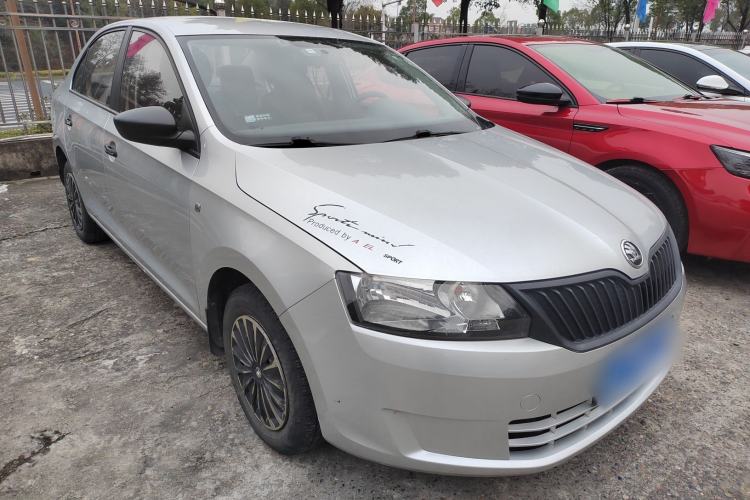 Used Skoda Rapid 2016 1.4L Manual Front-Wheel Drive Model Exterior 1
