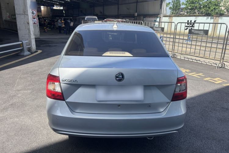 Used Skoda Rapid 2016 1.6L Automatic Chuanxing Edition Exterior 7