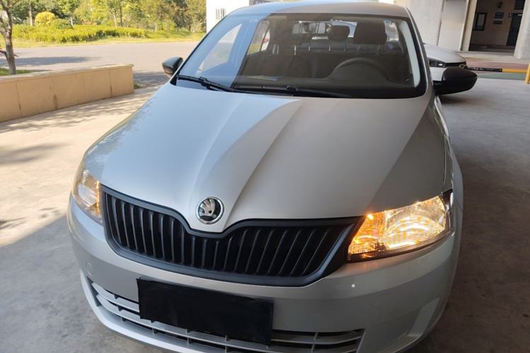 Used Skoda Rapid 2016 1.4L Manual Front-Wheel Drive Model Front