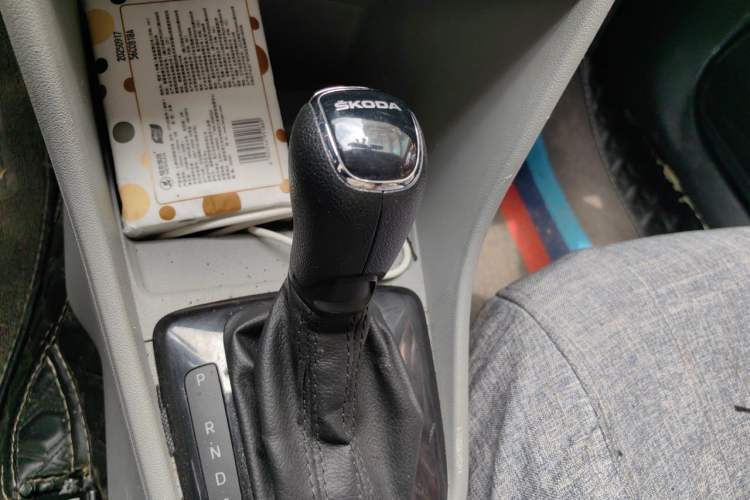 Used Skoda Rapid 2016 1.6L Automatic Chuanxing Edition Gear Lever