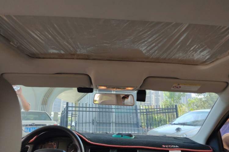 Used Skoda Rapid 2016 1.6L Manual Trend Edition Headliner