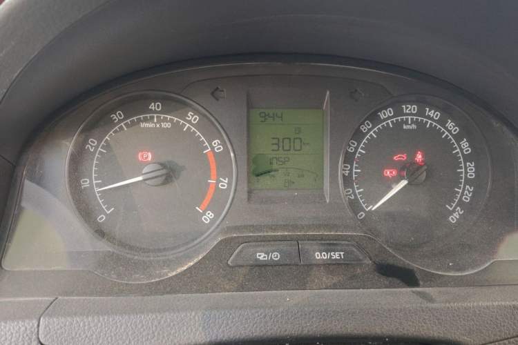 Used Skoda Rapid 2016 1.6L Manual Trend Edition Instrument Cluster
