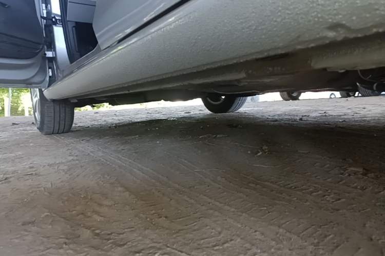 Used Skoda Rapid 2016 1.6L Manual Front-Wheel-Drive Version Left Side Sill