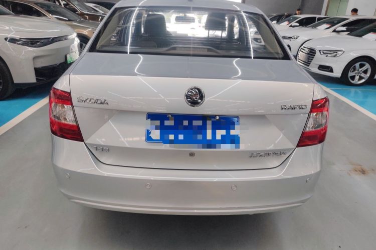 Used Skoda Rapid 2016 1.6L Automatic Front-Wheel Drive Model Rear