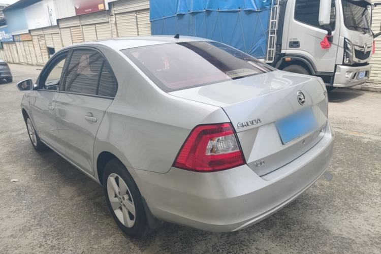 Used Skoda Rapid 2016 1.6L Automatic Chuanxing Edition Rear Left 45 Deg