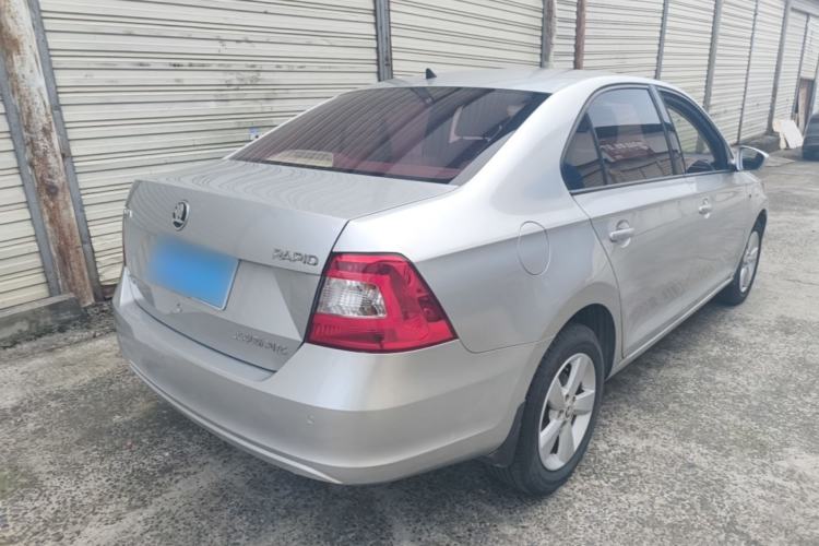 Used Skoda Rapid 2016 1.6L Automatic Chuanxing Edition Rear Right 45 Deg
