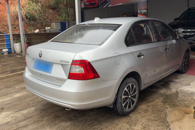 Used Skoda Rapid 2016 1.4L Manual Front-Wheel Drive Model Rear Right 45 Deg