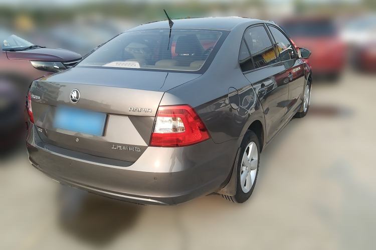 Used Skoda Rapid 2016 1.6L Manual Trend Edition Rear Right 45 Deg