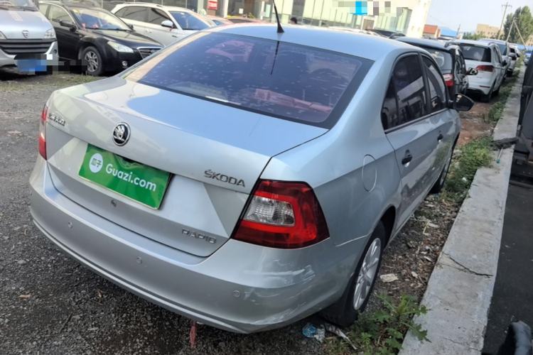 Used Skoda Rapid 2016 1.4L Manual Front-Wheel Drive Model Rear Right 45 Deg