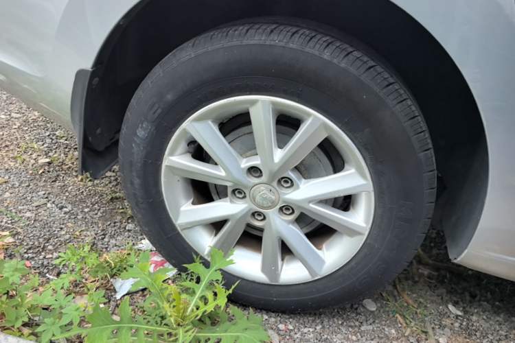 Used Skoda Rapid 2016 1.4L Manual Front-Wheel Drive Model Right Rear Wheel Hub