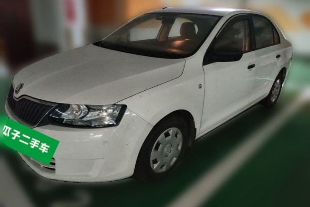 Used Skoda Rapid 2016 1.6L Manual Front-Wheel-Drive Version