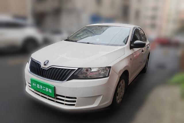 Used Skoda Rapid 2016 1.6L Manual Front-Wheel-Drive Version