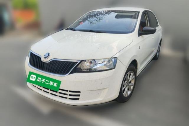 Used Skoda Rapid 2016 1.6L Manual Front-Wheel-Drive Version