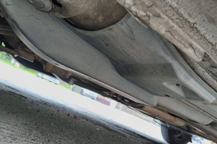 Used Skoda Rapid 2016 1.6L Manual Front-Wheel-Drive Version Chassis Front Left