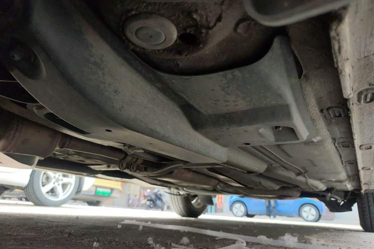 Used Skoda Rapid 2016 1.6L Manual Front-Wheel-Drive Version Chassis Front Left