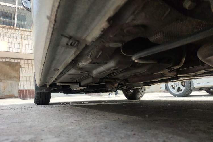 Used Skoda Rapid 2016 1.6L Manual Front-Wheel-Drive Version Chassis Rear Left