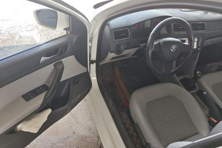 Used Skoda Rapid 2016 1.4L Manual Trend Edition Driver Seat