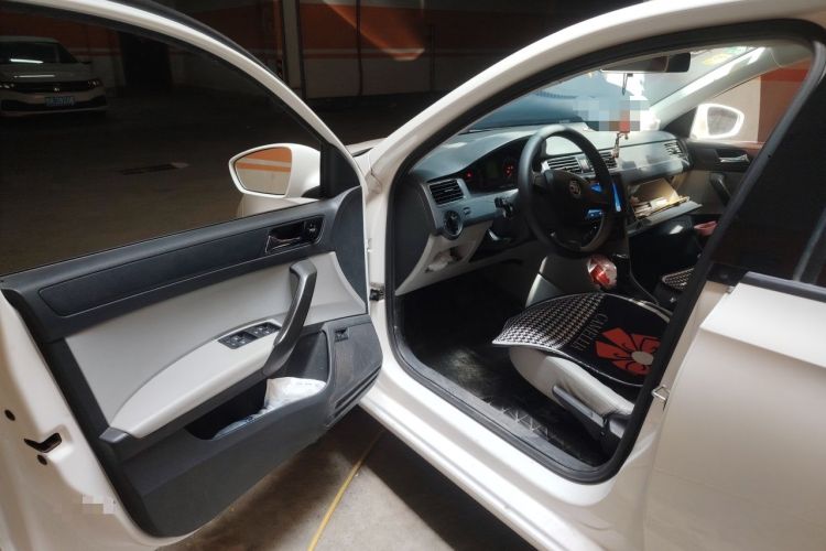 Used Skoda Rapid 2016 1.6L Automatic Chuanxing Edition Driver Seat