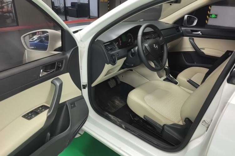 Used Skoda Rapid 2016 1.6L Automatic Chuanxing Edition Driver Seat