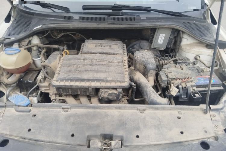 Used Skoda Rapid 2016 1.6L Automatic Front-Wheel Drive Model Engine Bay