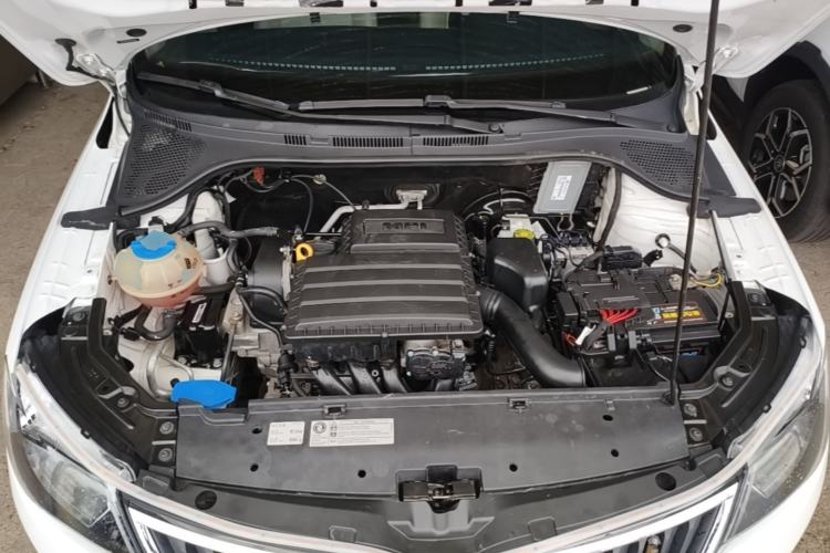 Used Skoda Rapid 2016 1.6L Automatic Chuanxing Edition Engine Bay