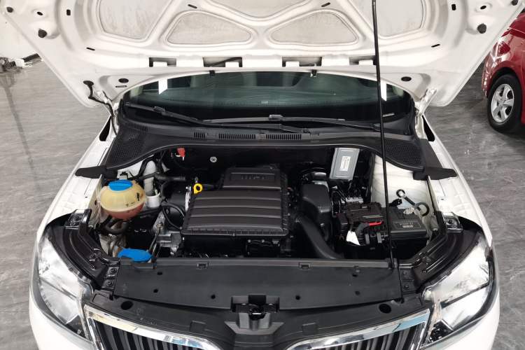 Used Skoda Rapid 2016 1.6L Manual Trend Edition Engine Bay