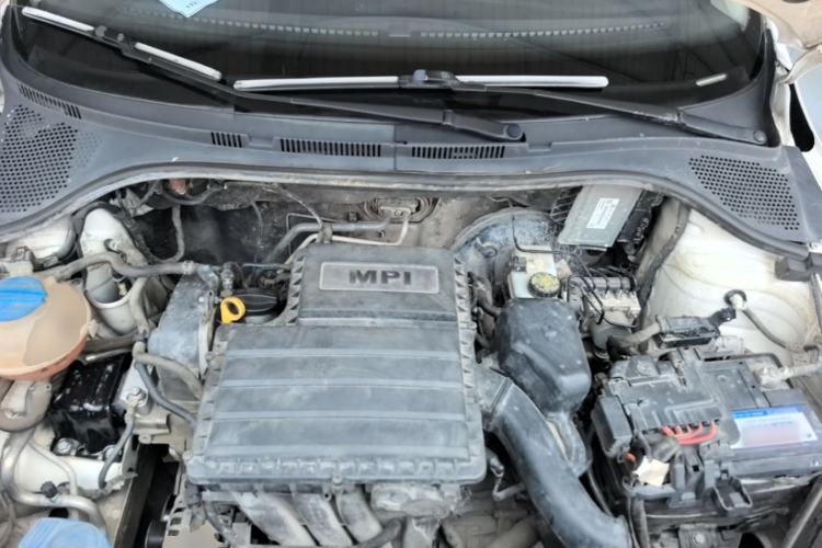 Used Skoda Rapid 2016 1.6L Automatic Chuanxing Edition Engine Bay