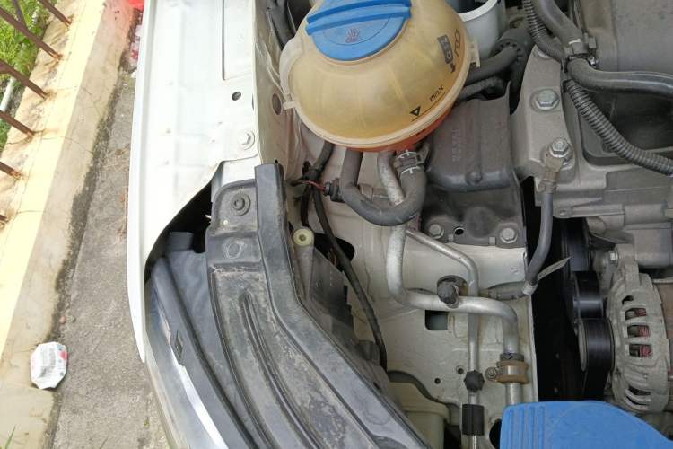 Used Skoda Rapid 2016 1.4L Manual Front-Wheel Drive Model Engine Bay Right