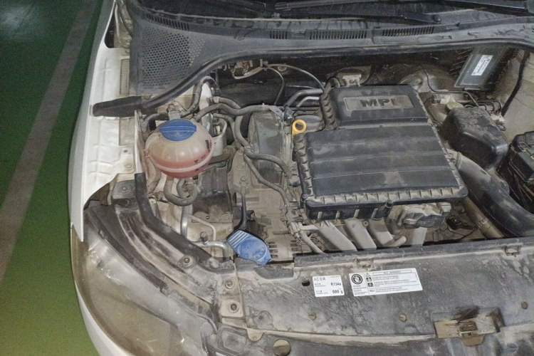 Used Skoda Rapid 2016 1.6L Automatic Chuanxing Edition Engine Bay Right