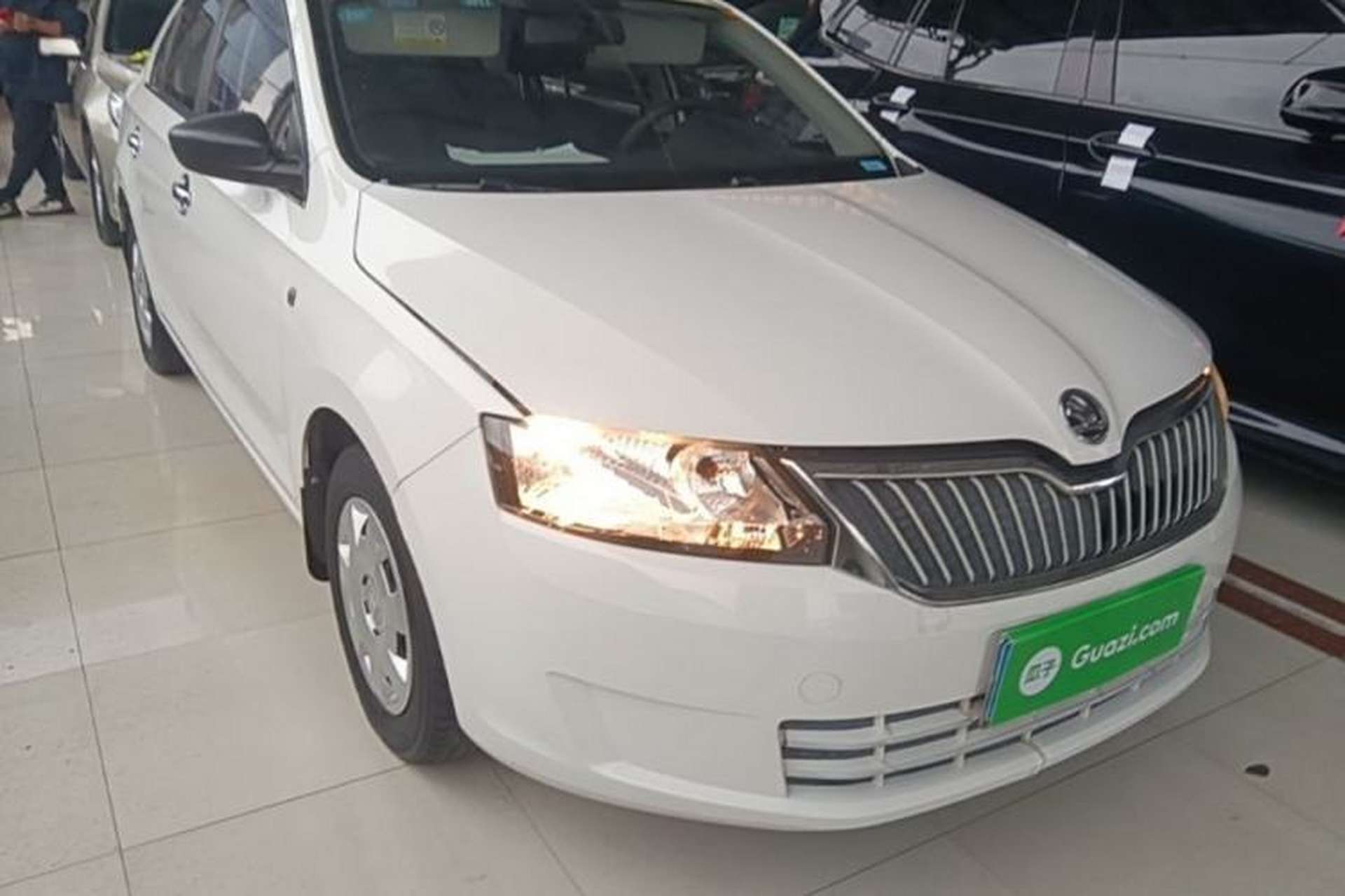 Used Skoda Rapid 2016 1.4L Manual Front-Wheel Drive Model Exterior 1