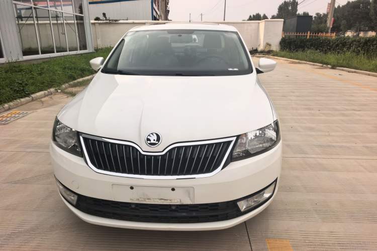 Used Skoda Rapid 2016 1.6L Manual Trend Edition Exterior 1
