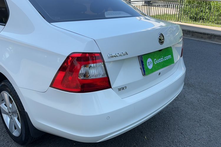 Used Skoda Rapid 2016 1.6L Automatic Chuanxing Edition Exterior 1