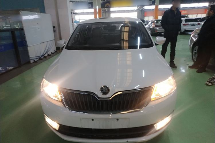 Used Skoda Rapid 2016 1.6L Automatic Chuanxing Edition Exterior 1