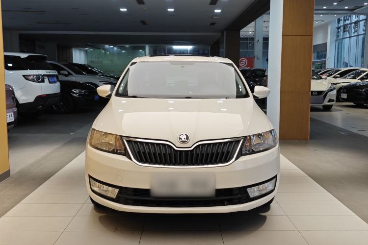 Used Skoda Rapid 2016 1.6L Automatic Chuanxing Edition Exterior 12