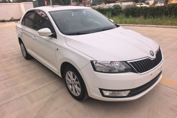 Used Skoda Rapid 2016 1.6L Manual Trend Edition Exterior 2