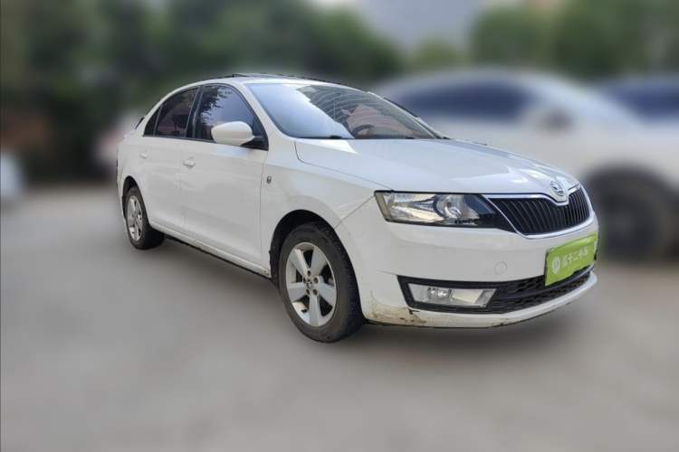 Used Skoda Rapid 2016 1.6L Automatic Chuanxing Edition Exterior 2