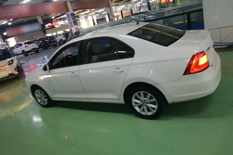 Used Skoda Rapid 2016 1.6L Automatic Chuanxing Edition Exterior 3
