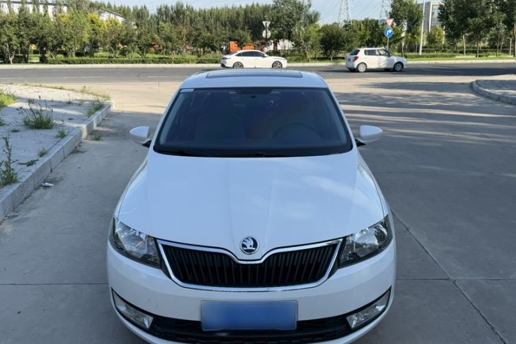 Used Skoda Rapid 2016 1.6L Manual Trend Edition Exterior 5