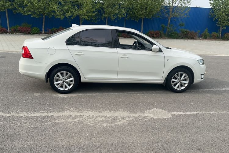 Used Skoda Rapid 2016 1.6L Automatic Chuanxing Edition Exterior 6