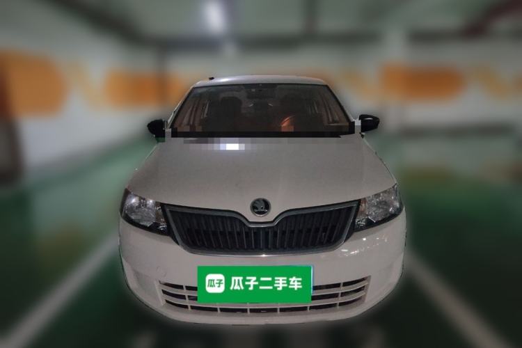 Used Skoda Rapid 2016 1.6L Manual Front-Wheel-Drive Version Front
