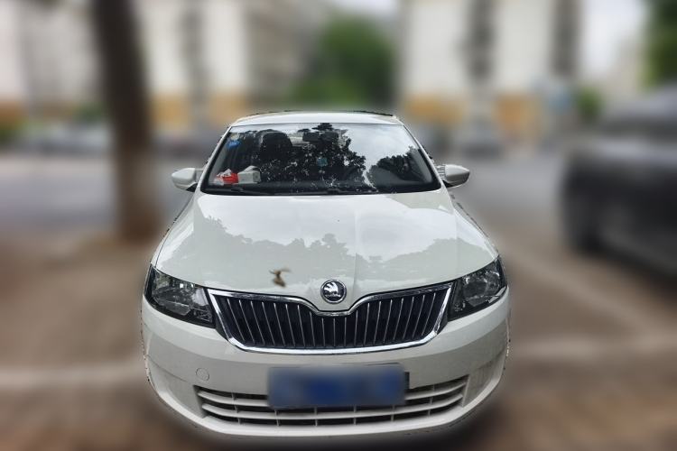 Used Skoda Rapid 2016 1.6L Manual Front-Wheel-Drive Version Front