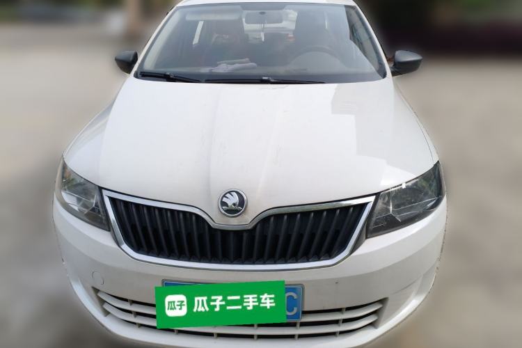 Used Skoda Rapid 2016 1.6L Manual Front-Wheel-Drive Version Front