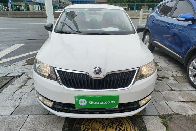 Used Skoda Rapid 2016 1.6L Manual Front-Wheel-Drive Version Front