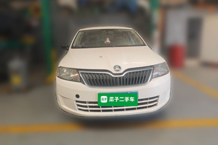 Used Skoda Rapid 2016 1.6L Manual Front-Wheel-Drive Version Front