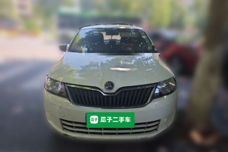 Used Skoda Rapid 2016 1.6L Manual Front-Wheel-Drive Version Front