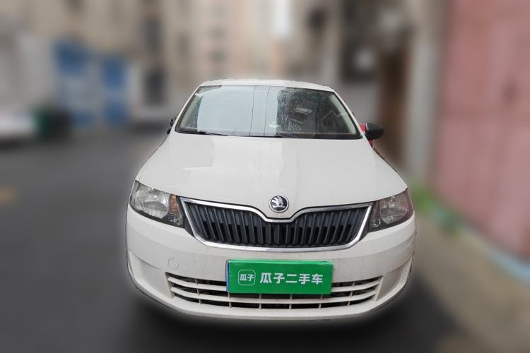 Used Skoda Rapid 2016 1.6L Manual Front-Wheel-Drive Version Front