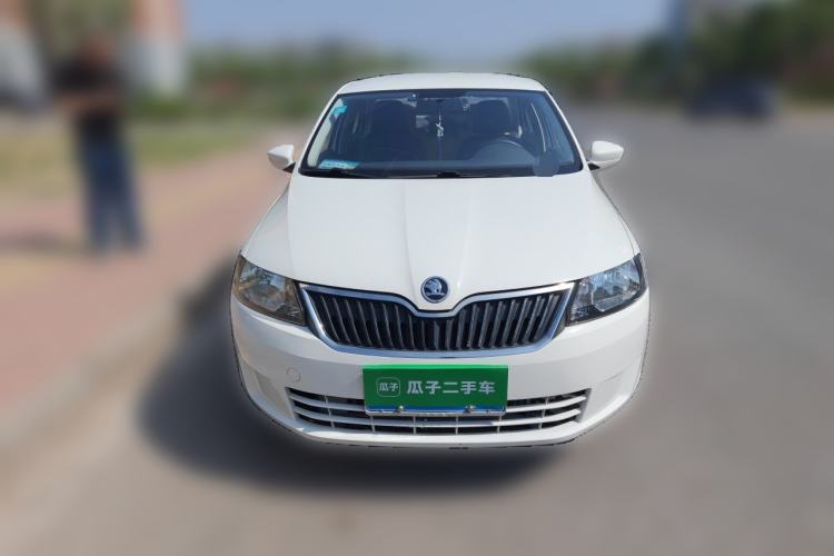 Used Skoda Rapid 2016 1.6L Manual Front-Wheel-Drive Version Front