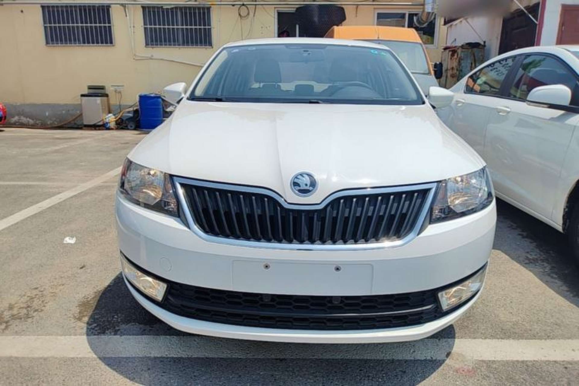 Used Skoda Rapid 2016 1.6L Manual Trend Edition Front