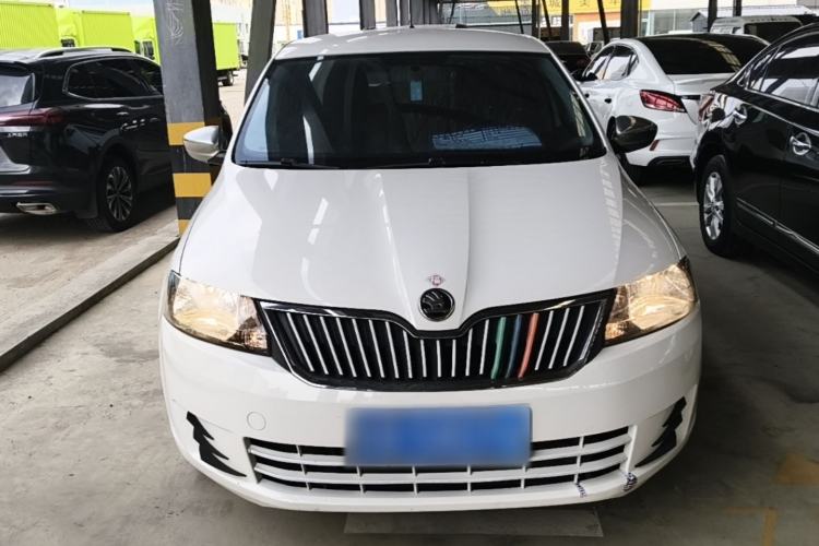 Used Skoda Rapid 2016 1.6L Manual Front-Wheel-Drive Version Front